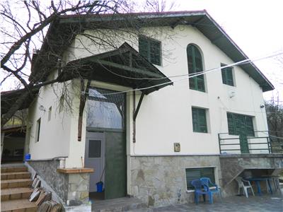 Vila de Vanzare, Provita