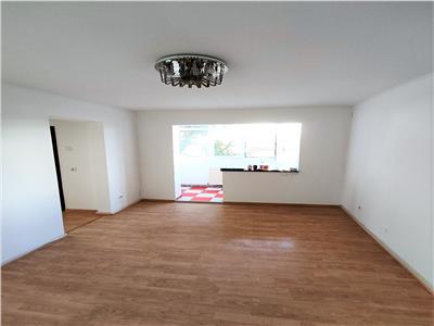 Apartament de vanzare Campina.